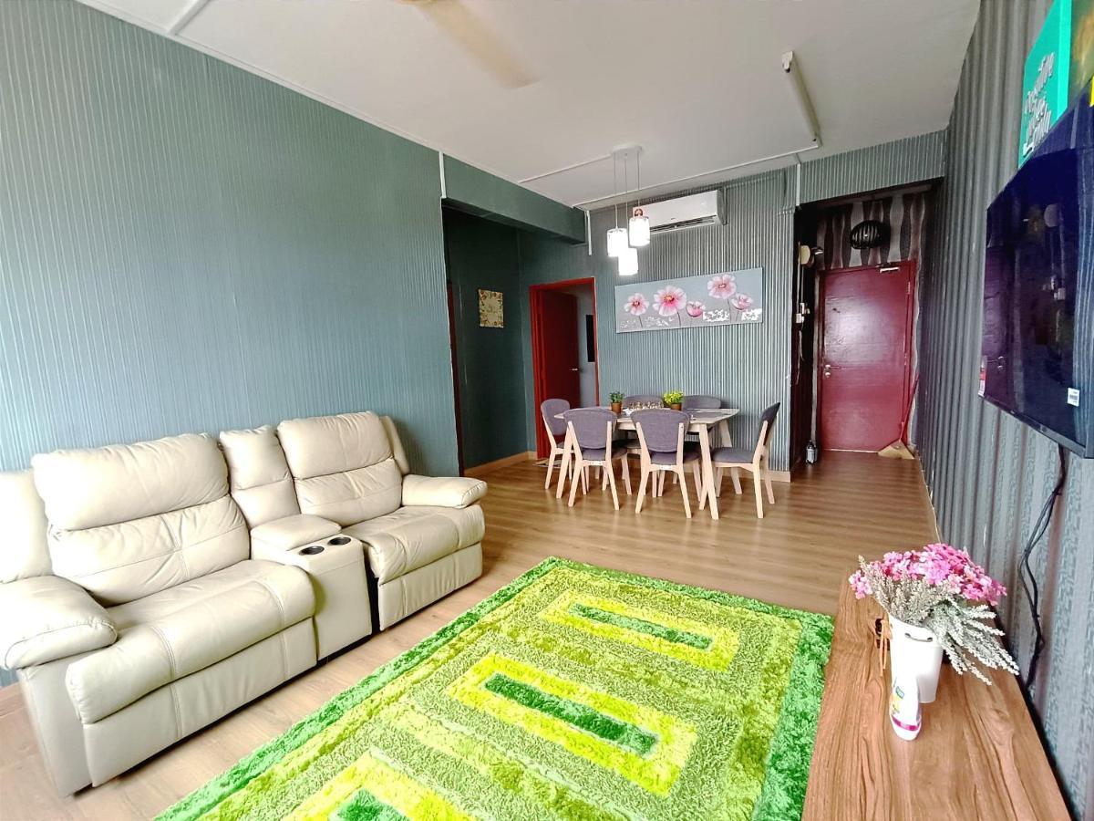 D'Luna Homestay Terengganu Sea View / Drawbrige View / Near Hsnz, Ktcc, Drawbrige Kuala Terengganu Exterior foto